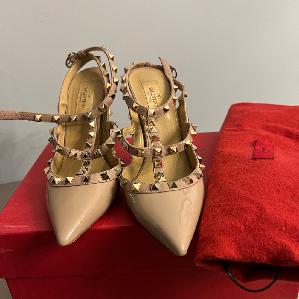 Valentino Rock Stud 38.5